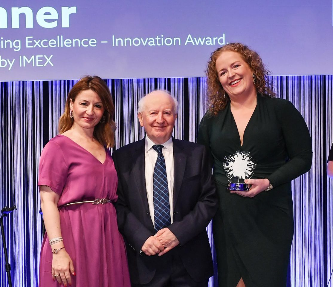 IAPCOs-Driving-Excellence-–-Innovation-Award-winner-Claire-Smyth-of-CPI-e1716217564498.jpg